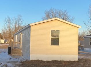 205 C St, Dickinson, ND 58601