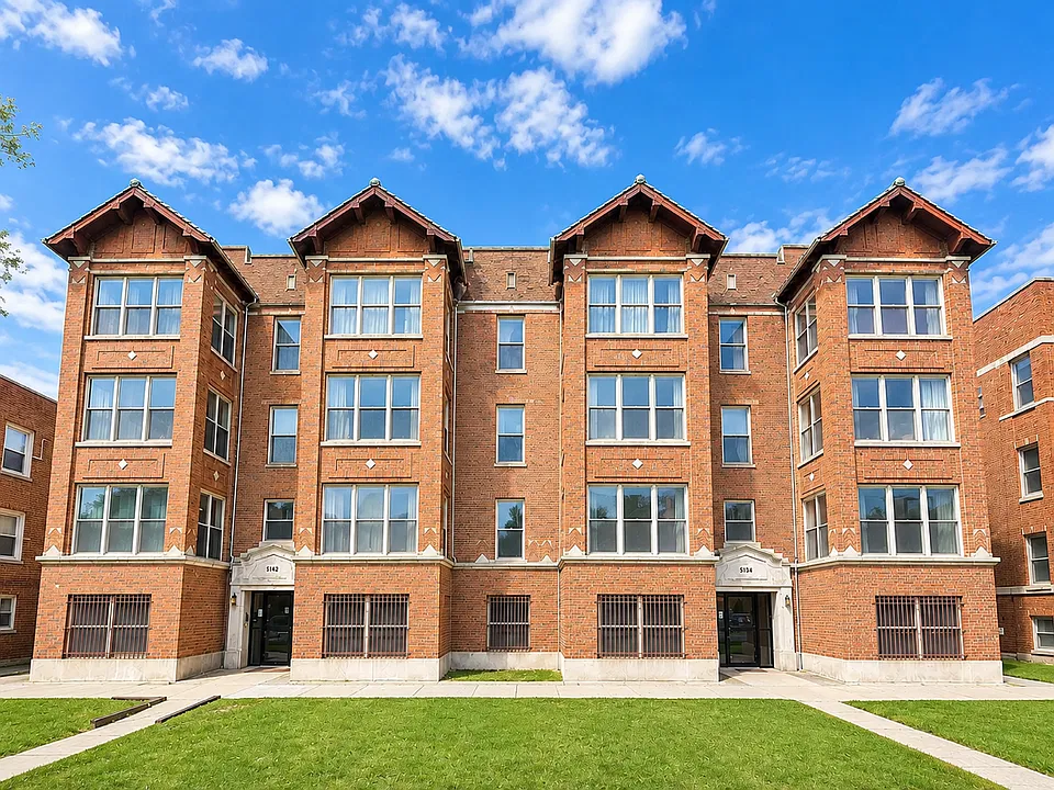 5134-5142 S Ingleside Ave #B