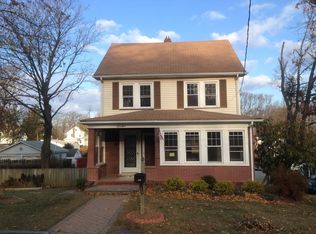 61 New St, Dover, NJ 07801