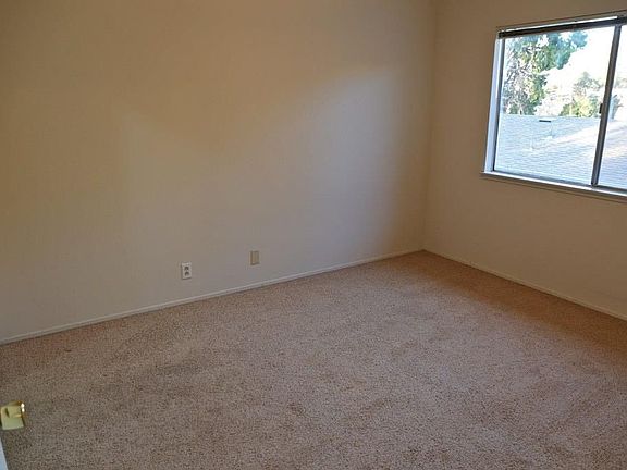 3rd image of 119 Park St APT 1