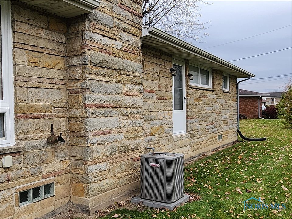 1144 Indiana Ave, Napoleon, OH 43545 Zillow