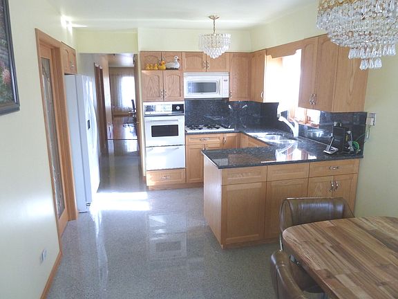 3rd image of 3220 N Osceola Ave