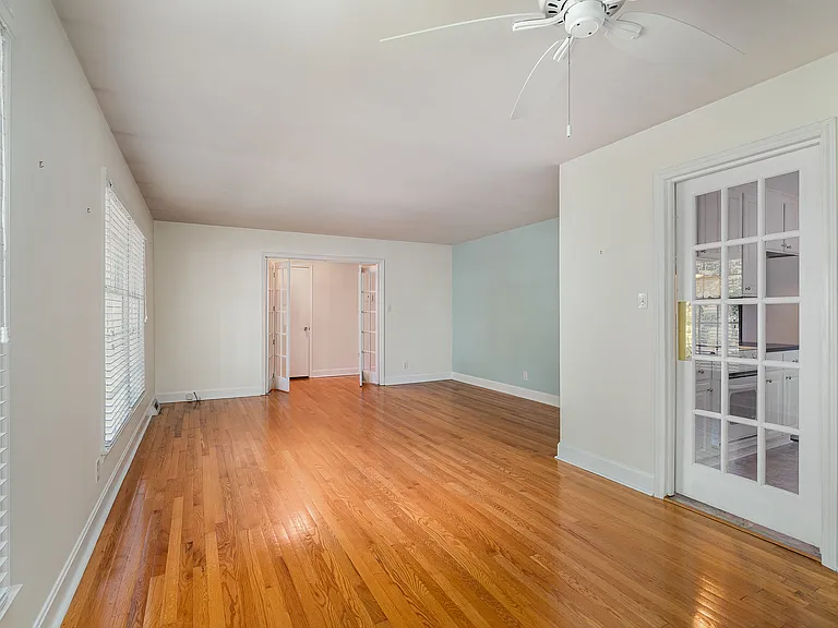 6529 Idlebrook Dr — Photo 11