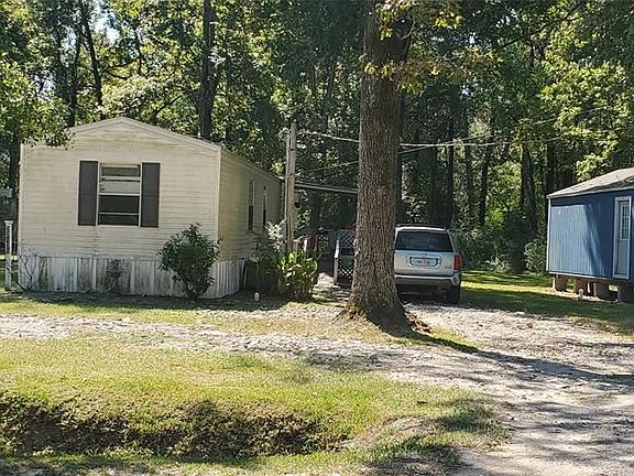 2nd image of 22170 Dogwood Downs #10