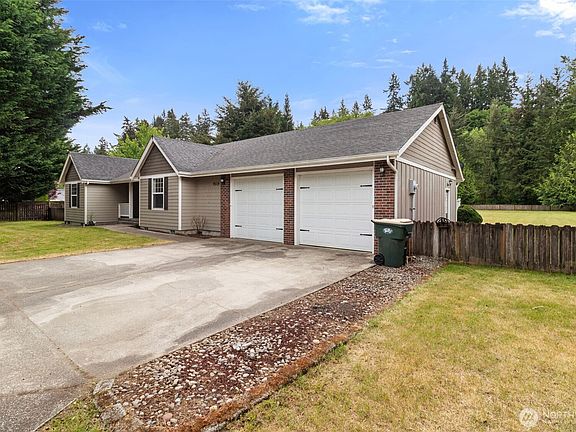 2nd image of 9519 185th Avenue SW