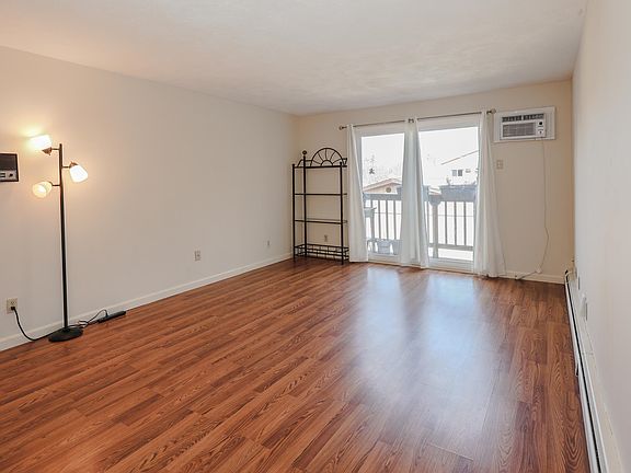 5th image of 310 Brook Village Road #33