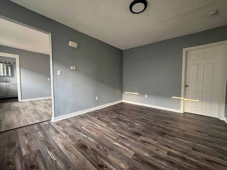 56-3 Judson St #3C — Photo 2