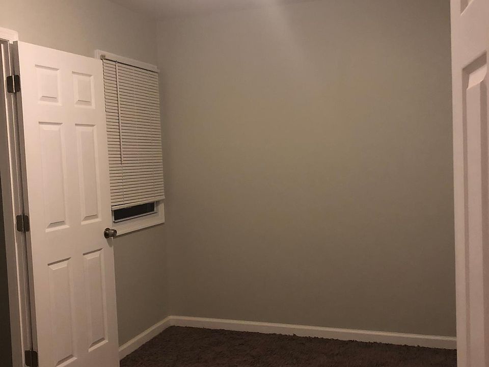 1st image of 3634 N 15th St Floor 2