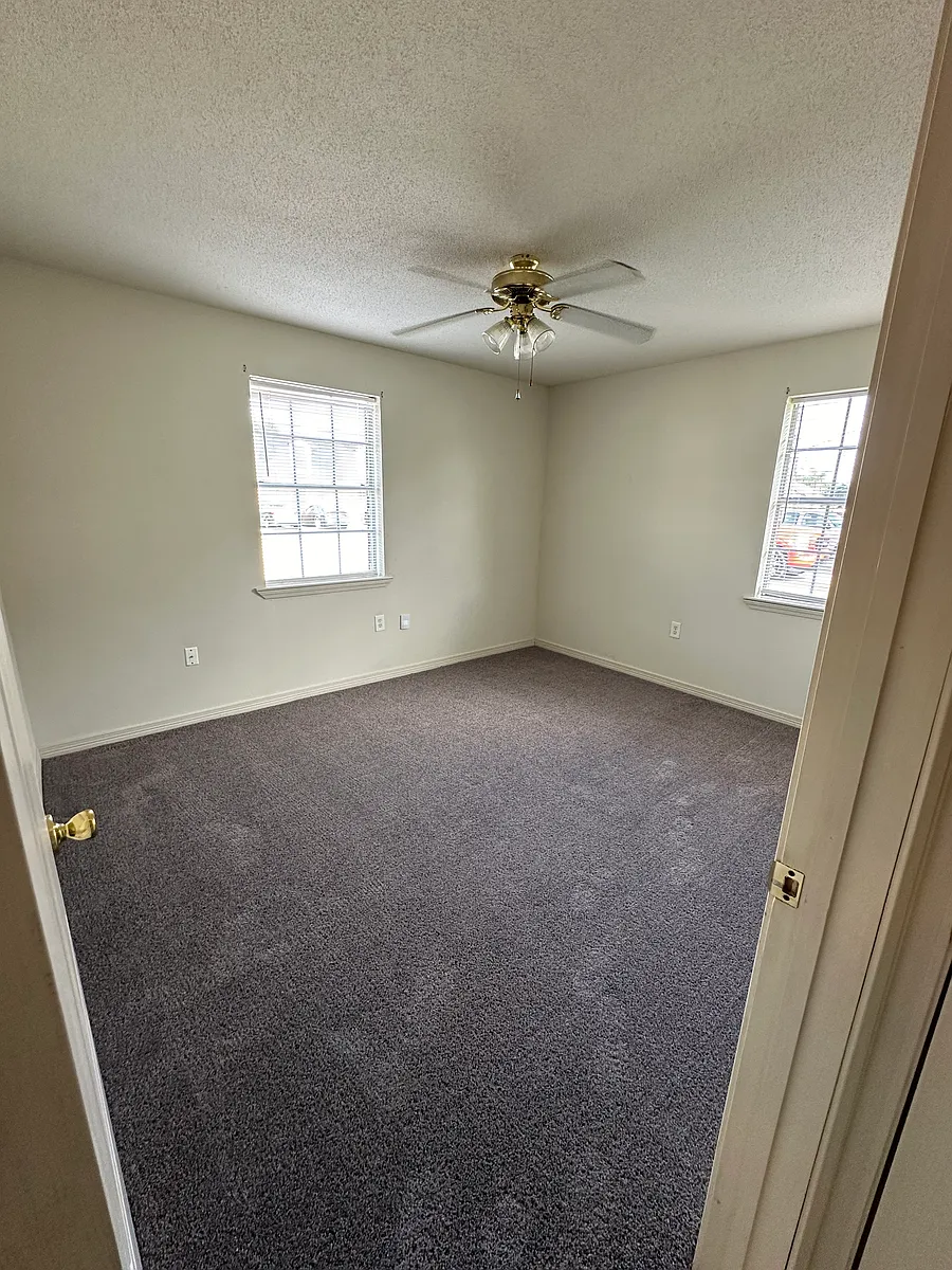 Building Photo - 202 Omega St #B & C