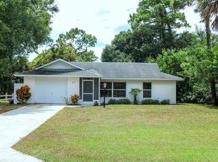 5211 Bowling Green Dr, Fort Pierce, FL 34950