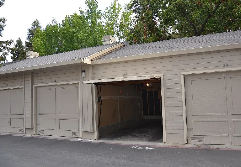 1420 Foothill Meadows Ct — Photo 22