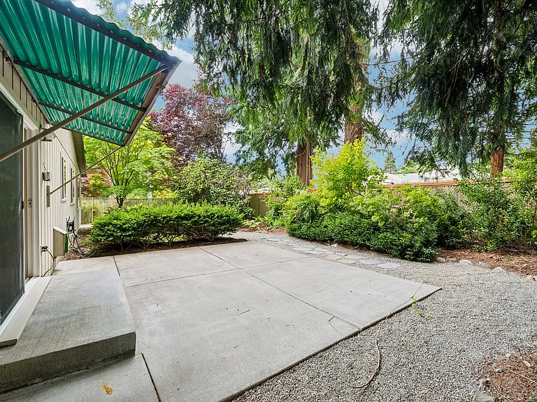 8615 236th St SW — Photo 28