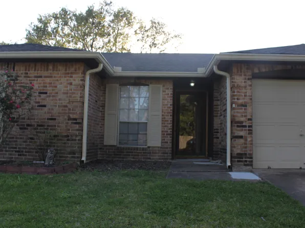 1405 Newport Blvd, League City, TX 77573