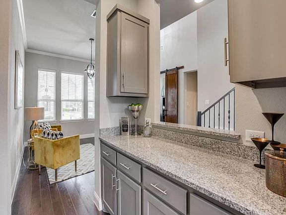 3rd image of 7801 Lavaca River Dr
