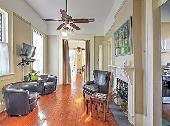 4th image of 1204 Ursulines Ave
