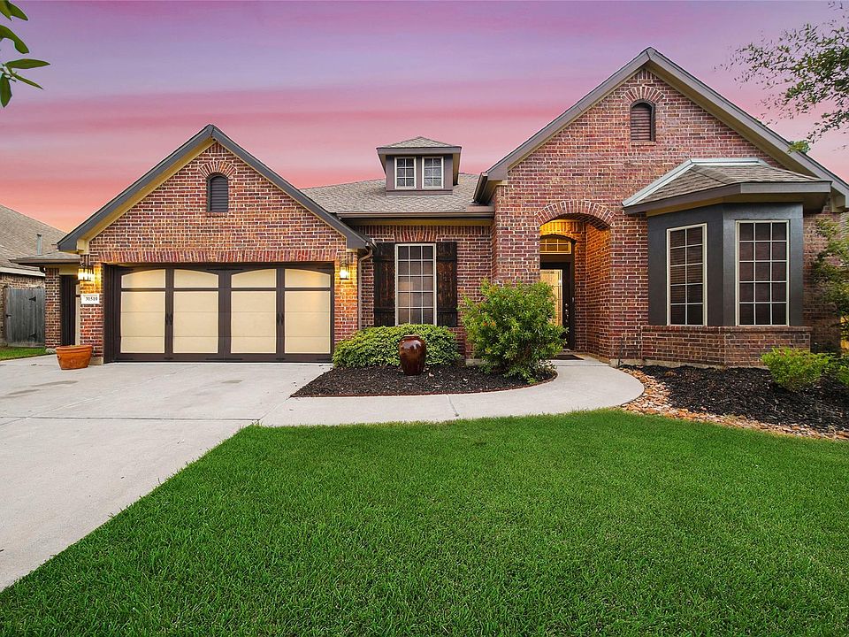 1st image of 31510 Orchard Hill Ln