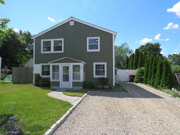 38 Cedar Ln, Kingston, MA 02364