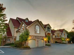 641 River Place Way #A304, Sevierville, TN 37862