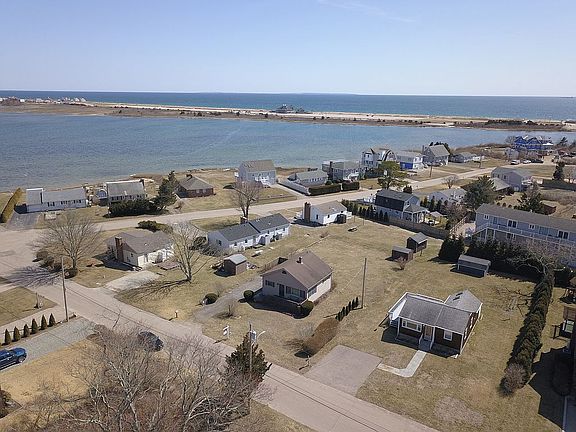 Summer in Misquamicut