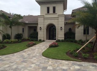 13760 Pondview Cir, Naples, FL 34119