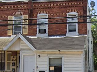 430 Penn St FLOOR 2, Chester, PA 19013