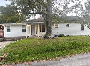 2116 Canty St, Pascagoula, MS 39567