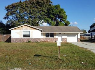 8995 Robin Rd, Seminole, FL 33777
