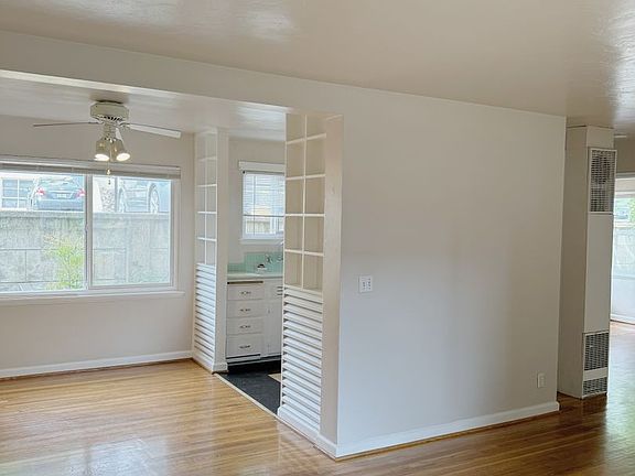 3rd image of 5740 SE Milwaukie Ave #43-2