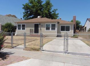 3009 E Floradora Ave, Fresno, CA 93703