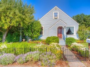 645 SW 10th St, Redmond, OR 97756