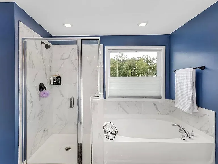 6231 Graymount Trl — Photo 21