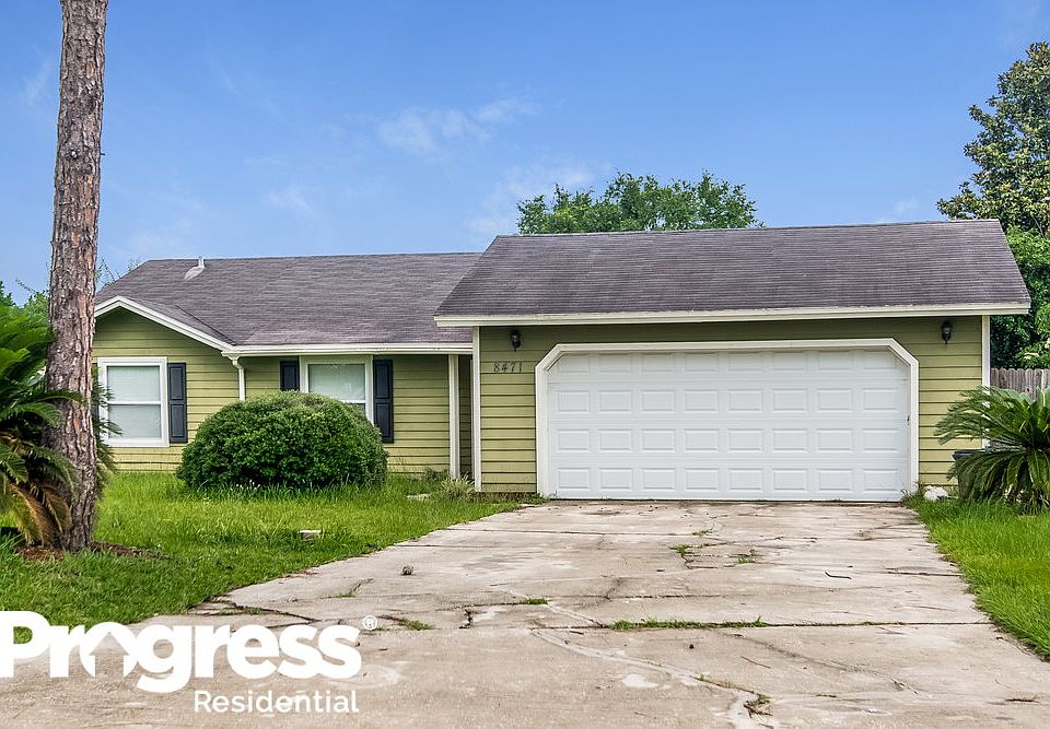 1st image of 8471 N Pikes Peak Dr