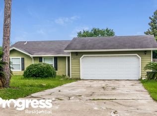 8471 N Pikes Peak Dr, Jacksonville, FL 32244