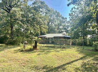 210 Palo Gaucho Xing, Hemphill, TX 75948