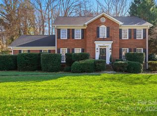 1308 Dumbarton Rd, Gastonia, NC 28054