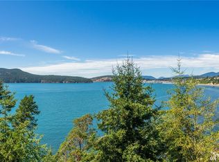 11290 Marine Ln, Anacortes, WA 98221