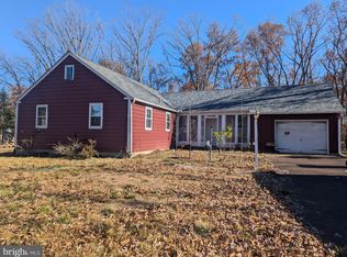 850 Upper Mainland Rd, Harleysville, PA 19438