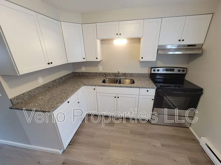 40 McIntyre St #C5 — Photo 3