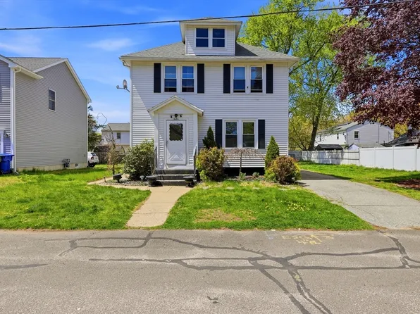12 Angelo St, Springfield, MA 01119