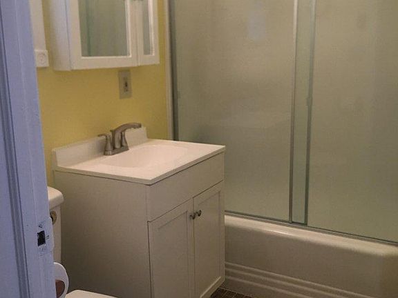 2nd image of 71 Westminster Pl #1