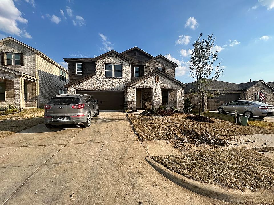 1st image of 820 Adair Dr