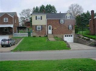 5260 Fieldcrest Dr, Pittsburgh, PA 15236