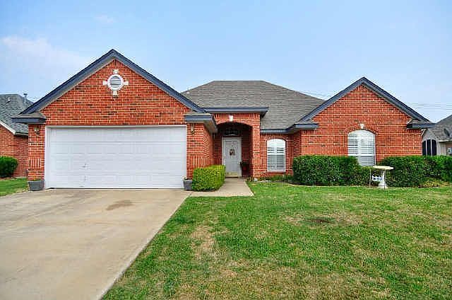 1st image of 8353 Emerald Cir