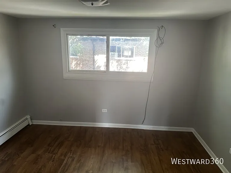 1301 E 75th St #B — Photo 18