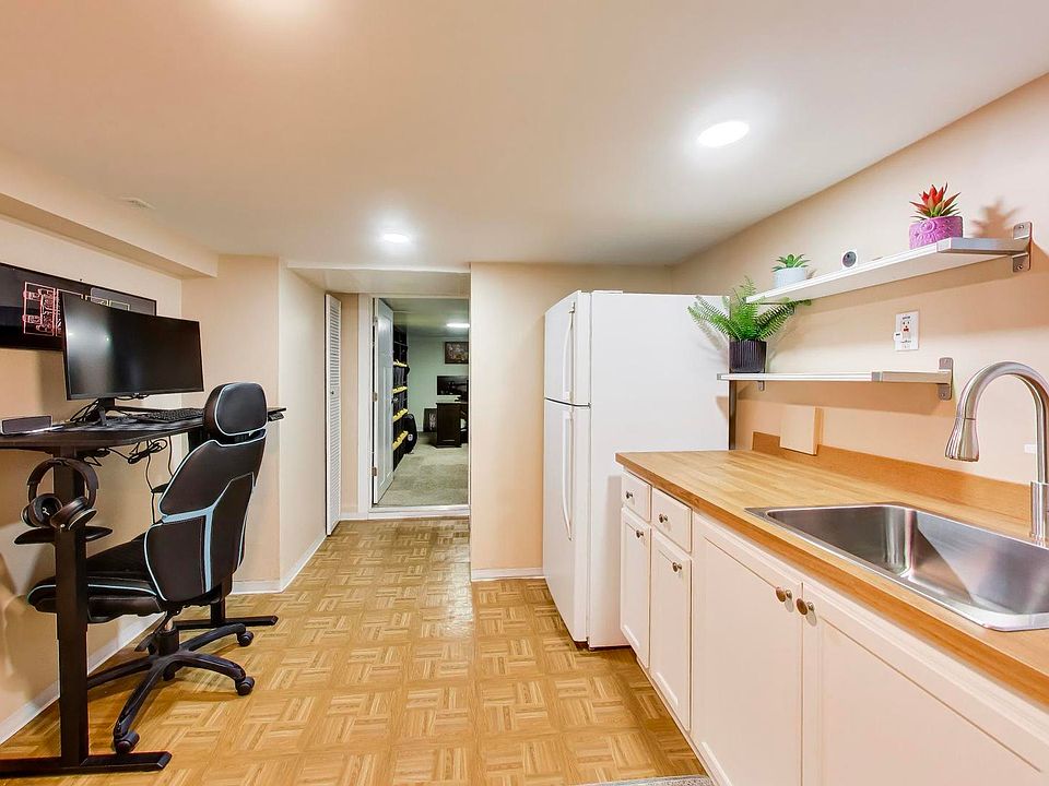 2nd image of 1005 Hannah Ave
