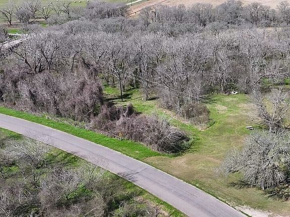 3rd image of Garrett Rd