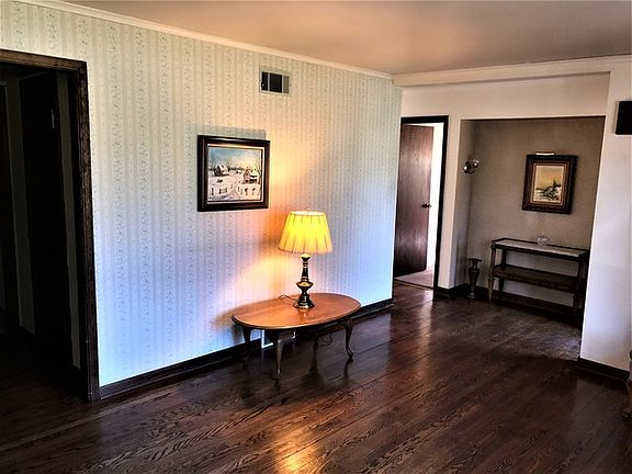 5th image of 11943 S 71st Ave