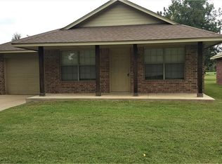 614 W Madison St, Crescent, OK 73028