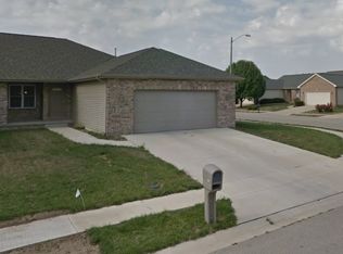 2901 Cindy Ln, Springfield, IL 62711