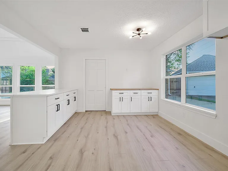 1314 Stependale Dr — Photo 16